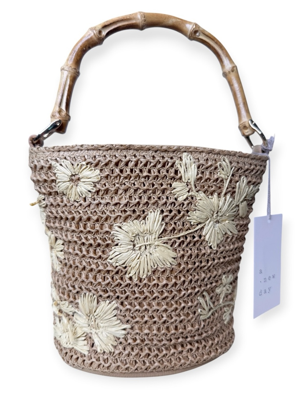 A NEW DAY NWT Raffia Woven Bag with Bamboo Handke in Tan